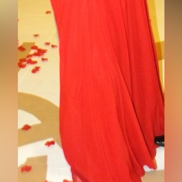 Draped One-Shoulder Gown red Prom wedding - Picture 4 of 4